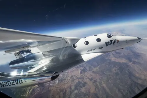 I voli spaziali turistici Virgin Galactic partiranno dall'Italia
